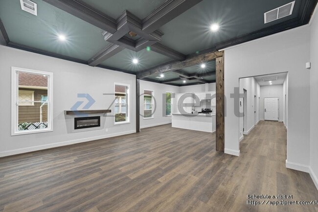 Photo - 981 Metropolitan Pkwy SW