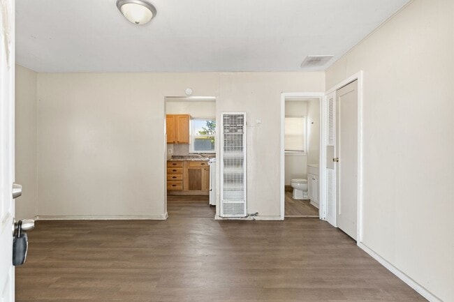 Photo - 207 N Santa Fe Ave Unit 1