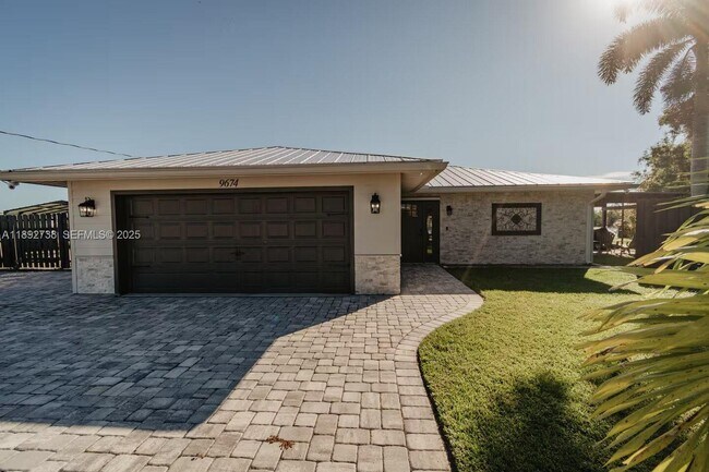 Photo - 9675 SW Anchor