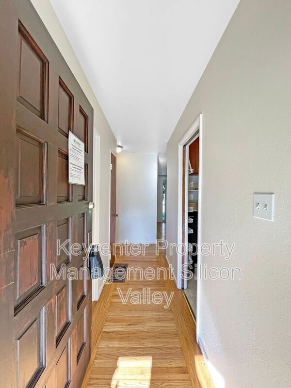 Photo - 1937 Stanley Ave