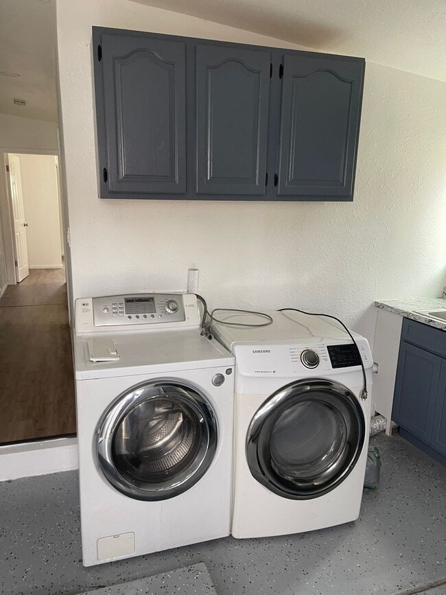 Photo - 3 Bed, 2 Bath House, New Kitchen plus 2 Bonus Rooms/Office in La Mesa!