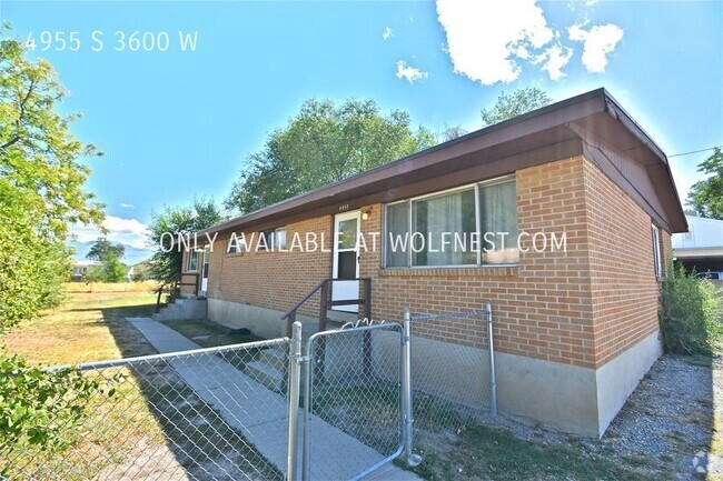 Building Photo - Beautiful 2 Bed Taylorsville Unit! No Depo... Rental