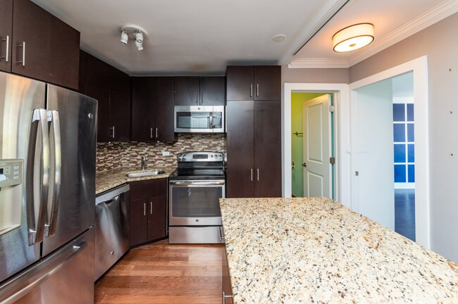 Photo - 2930 N Sheridan Rd Unidad 602