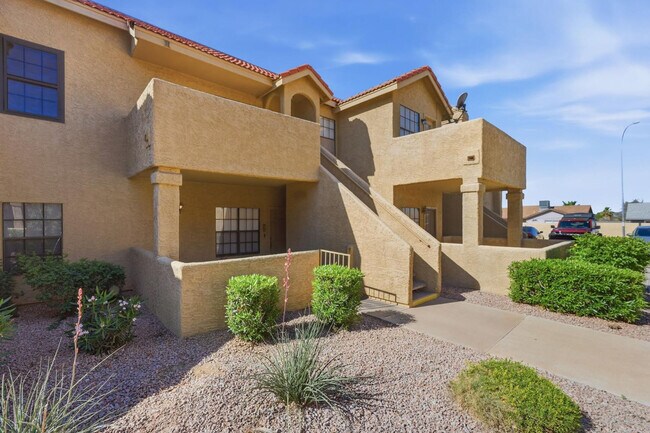 Photo - 1126 W Elliot Rd Unit 2046