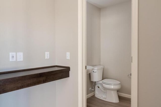 Photo - 1240 Crane Meadow Way