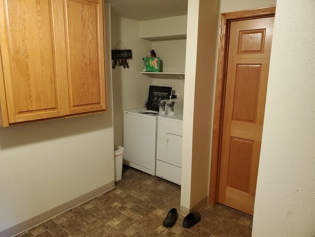 Lavandería automática - 929 W Linden St Unidad 2