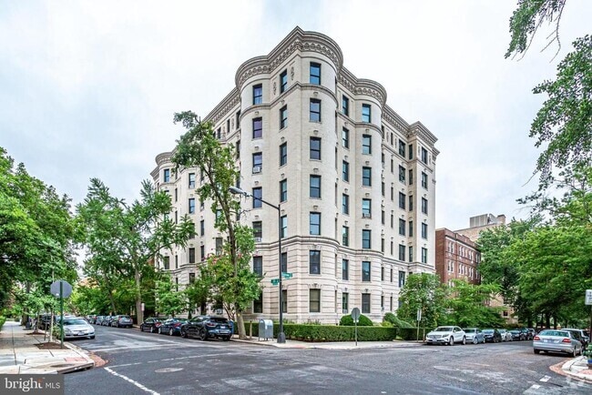 Building Photo - 2220 20th St NW Unit 57 Rental