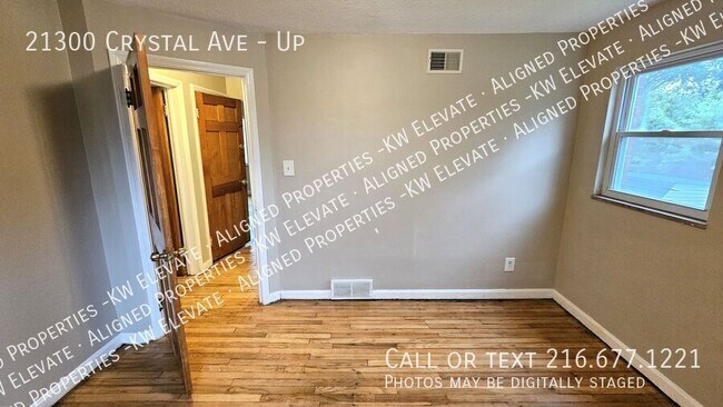 Photo - 21300 Crystal Ave Unidad Up