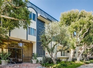 Building Photo - 8163 Redlands St Unit 13