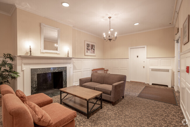 Interior Photo - Mermont Plaza Apartments