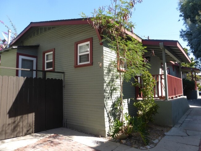 Exterior - 1533 Maltman Ave Unit 1533