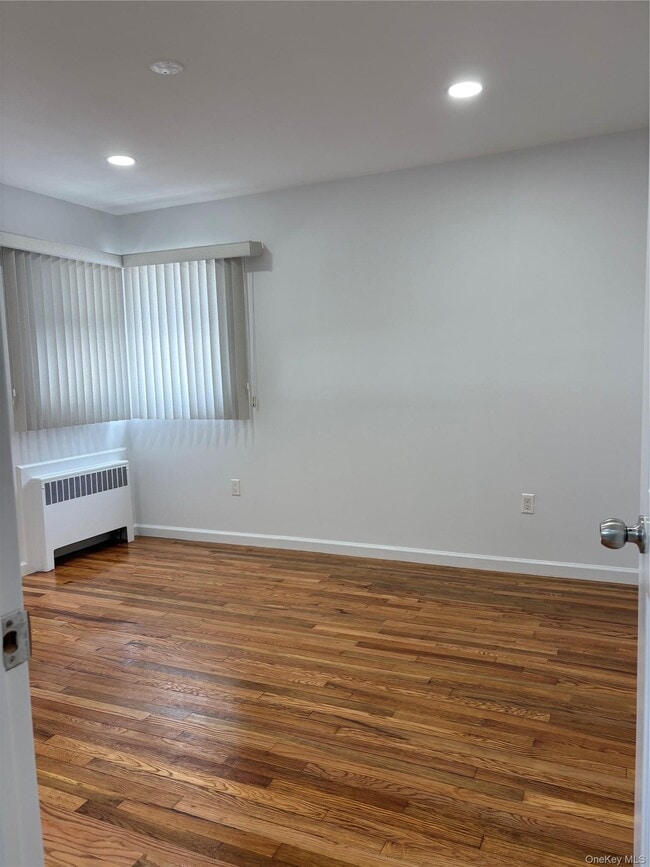Photo - 2262 Leighton Rd