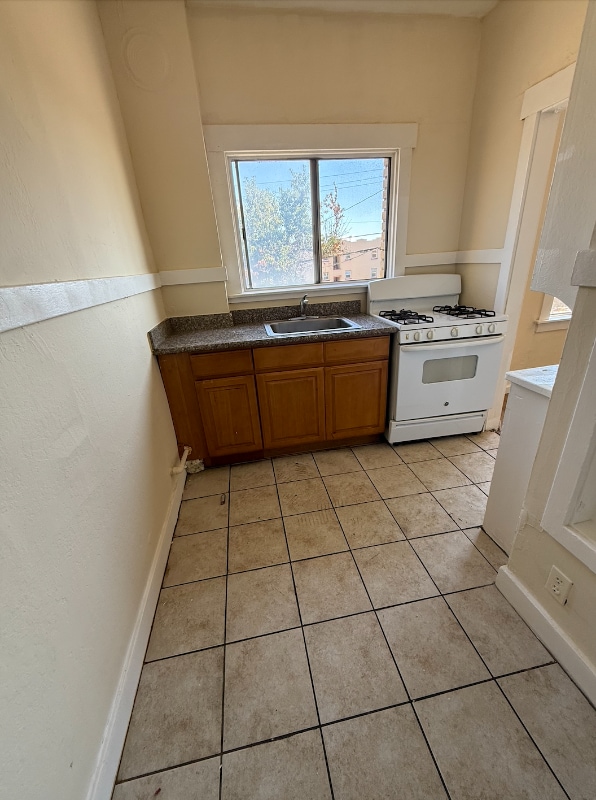 Photo - 3524 Foothill Blvd