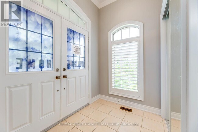 Photo - 2481 Taylorwood Dr