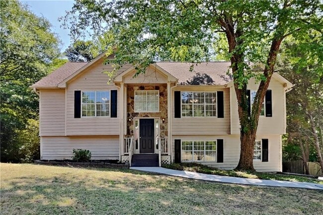 Building Photo - 3945 Piper Glen Dr NE