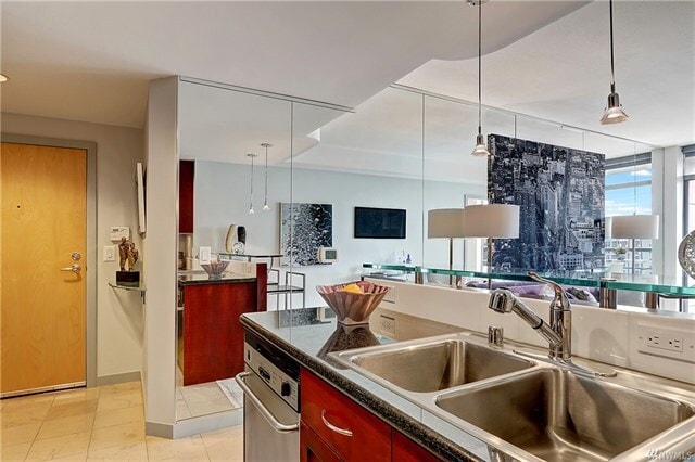 Building Photo - 2929 1st Ave Unit 1120