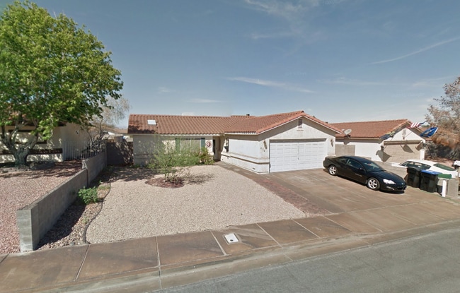 Building Photo - 3bedroom Single-Story Home