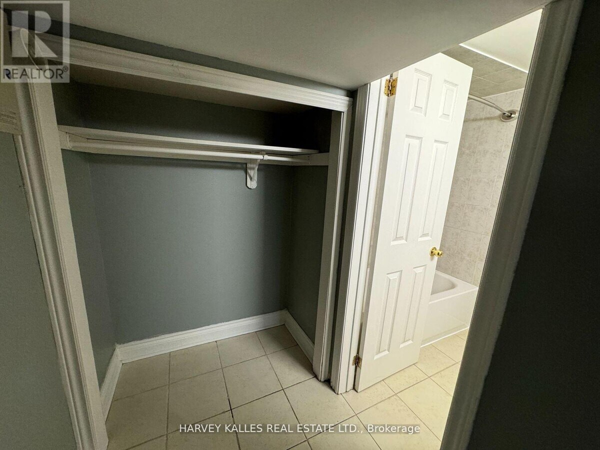 Photo - 775 Ossington Ave