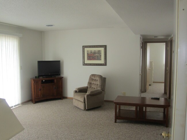 584 12th St SE Unit 12th street SE  #1