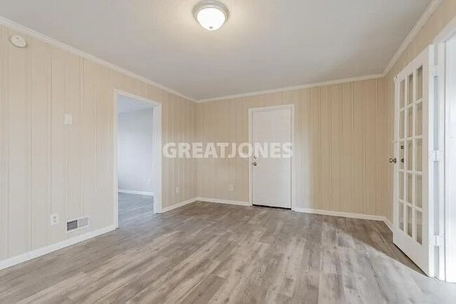 Photo - 2114 Morninglo Ln