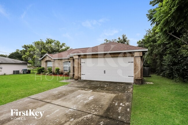 Building Photo - 662 Armadillo Dr
