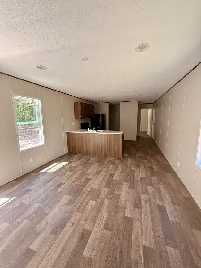 Photo - 415 Co Rd 3333