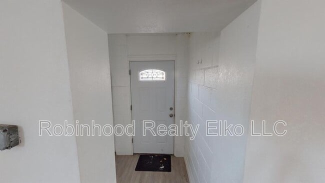 Photo - 756 1/2 Maple Street Unit B Unit B