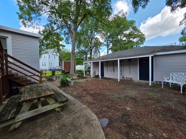 Photo - 132 Orleans Cir