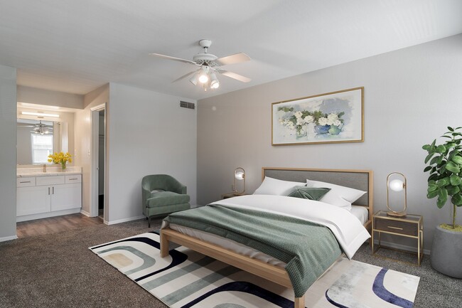 Grove at Stonebrook Apartments and Townhomes