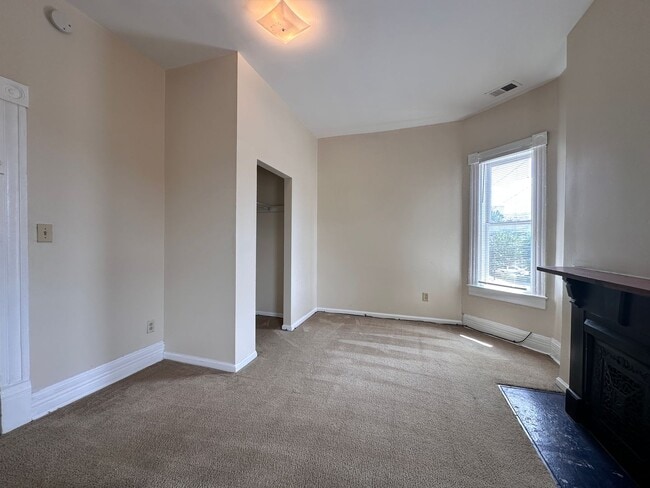 Photo - AKS390 Unit 2