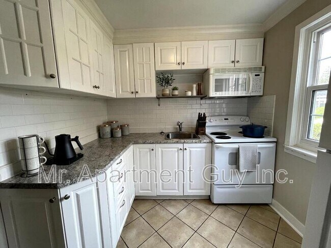 Photo - 97 Wood St Unité Suite 1