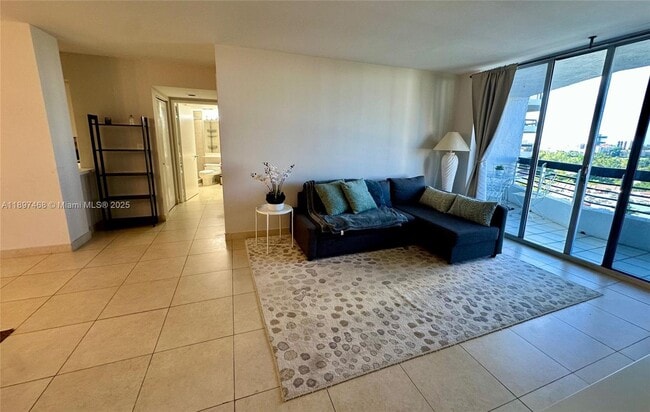 Photo - 3600 Mystic Pointe Dr Unit 1510
