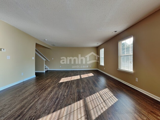 Photo - 5846 Long Lake Ln