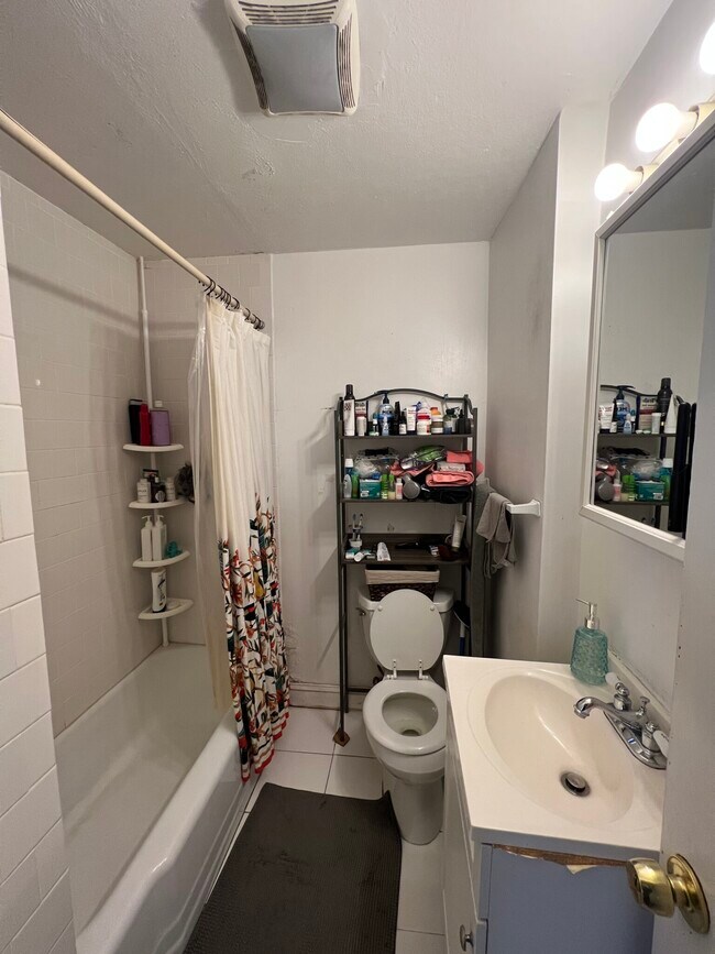 256 Summer St Unit 3