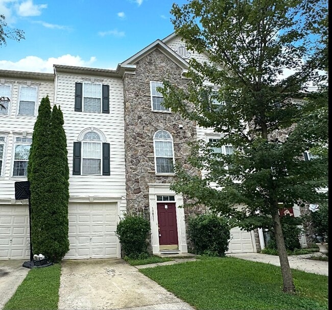 Lovely 3 BR/2.5 BA Townhome in Woodstock! - Lovely 3 BR/2.5 BA Townhome in Woodstock!