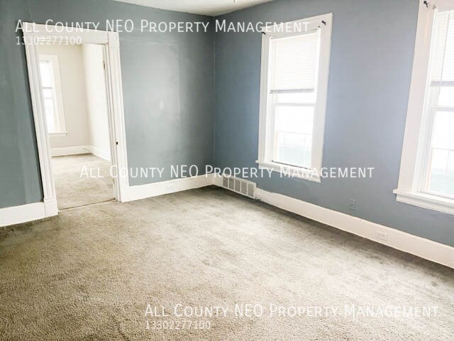 Photo - 2044 W 44th St Unit Up