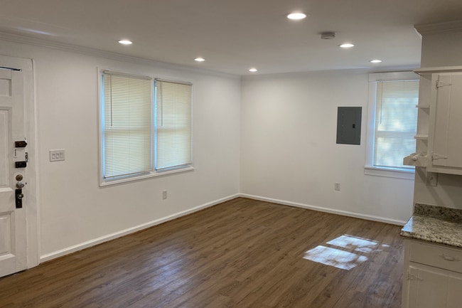 Photo - 1414 Emory Rd NE Unit Carriage House