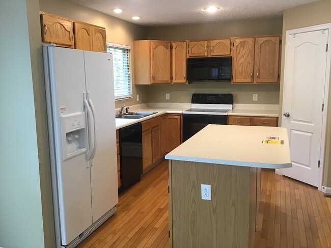 Photo - 6560 Copperleaf Ln