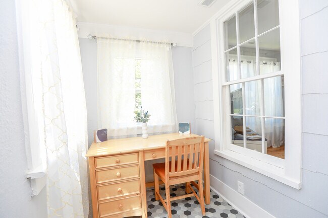 Photo - 9301 Mason Creek Rd