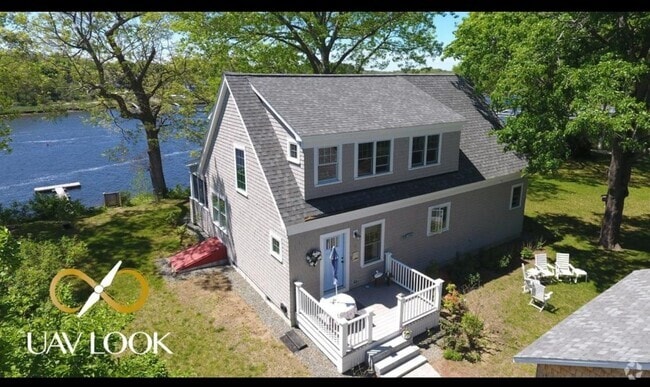 Building Photo - 10 Riverfront Rental
