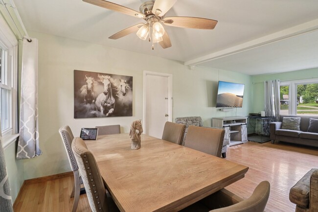 Photo - 2610 Killarney Dr