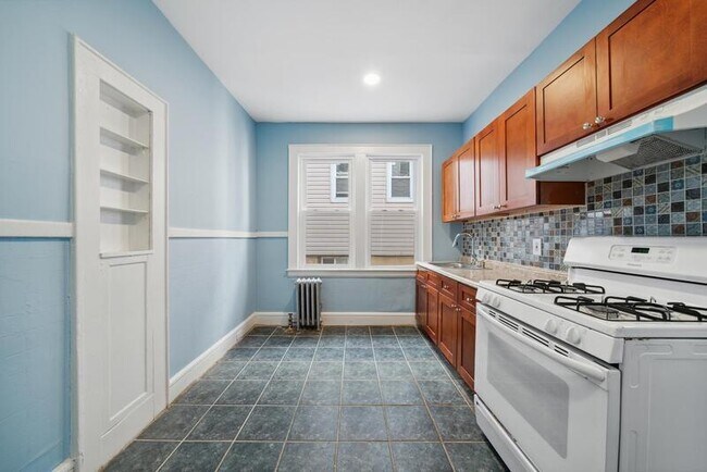 Photo - 14-16 Montrose Terrace