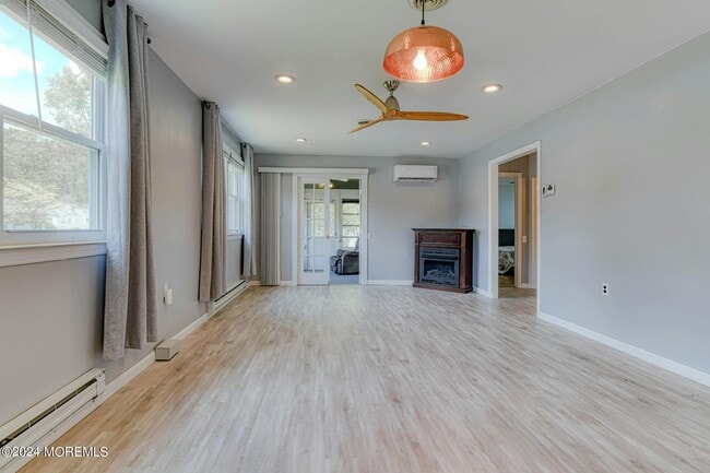 Photo - 35 Auburn St