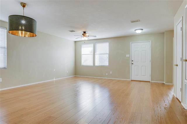 Photo - 3054 Fallbrook Dr