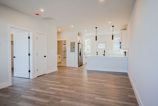 Photo - 468 Federal Rd