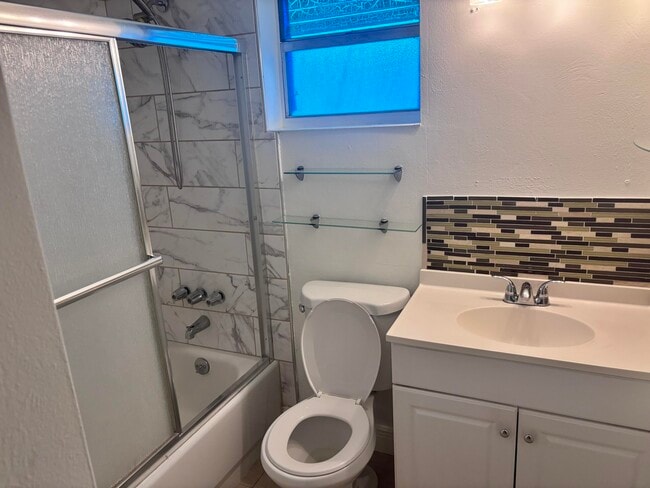 Photo - 2213 NE 1st Ct Unit 103