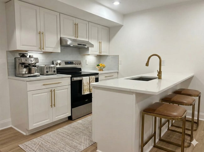 Building Photo - 10402 Laurel Ridge Way