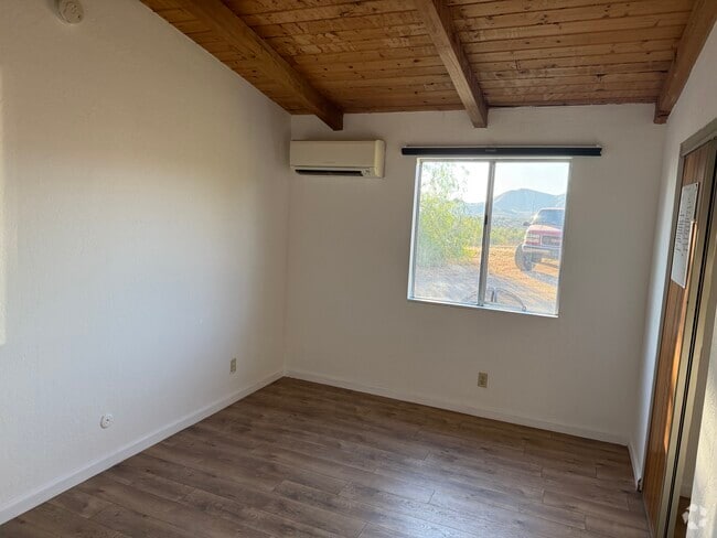 Building Photo - 10160 Escondido Canyon Rd Rental