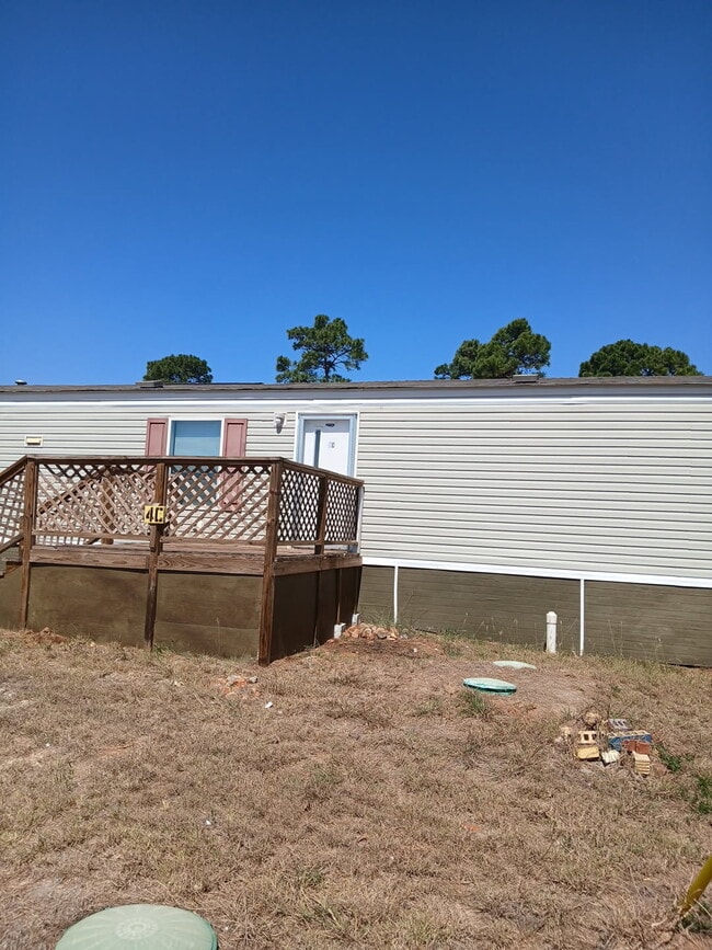 Photo - 828 E Hwy 71