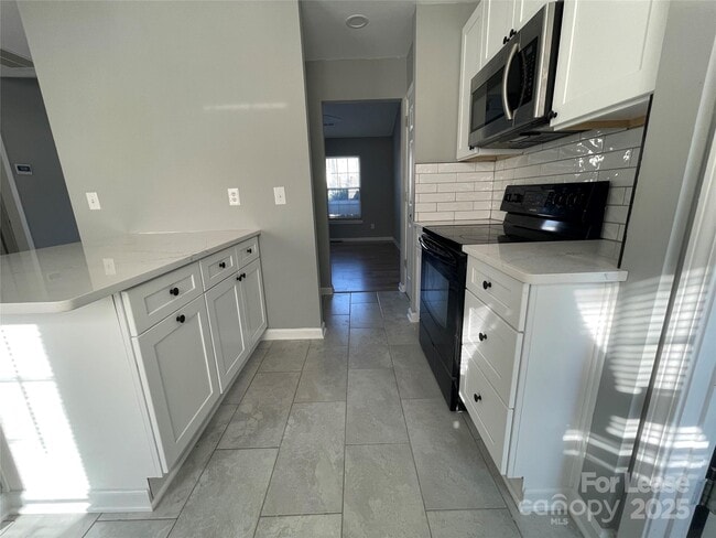 Photo - 1755 Rosewell Dr